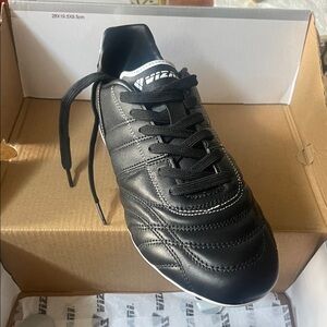 Kid’s Black Athletic Cleats - Vizari